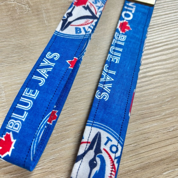 Blue jays wristlets - Picture 2 of 3